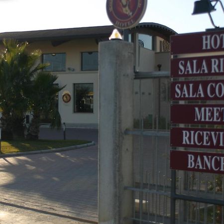 Hermes Hotel Policoro Zewnętrze zdjęcie