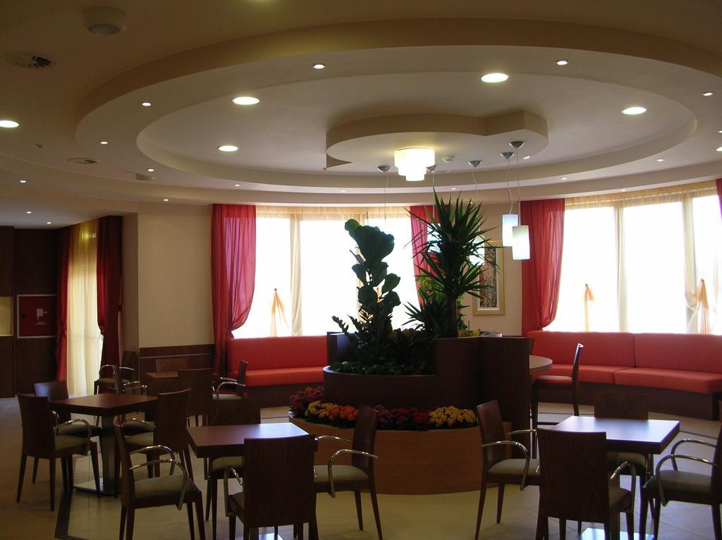 Hermes Hotel Policoro Zewnętrze zdjęcie